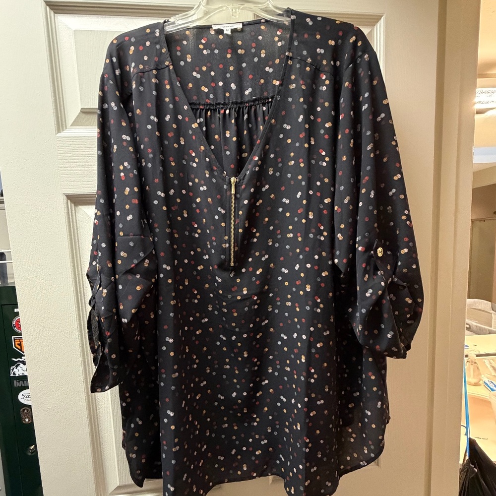 Maurices Plus Size 4X Black Polka Dot Blouse